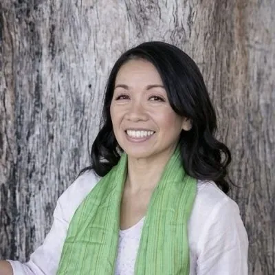Linh Thoi, yoga instructor at Urban Ōm Power Yoga